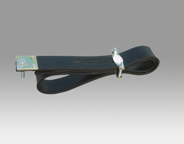 導靜電橡膠拖地帶在危化品運輸車輛靜電預防措施